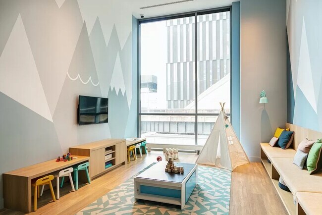 Interior Photo - OHM
