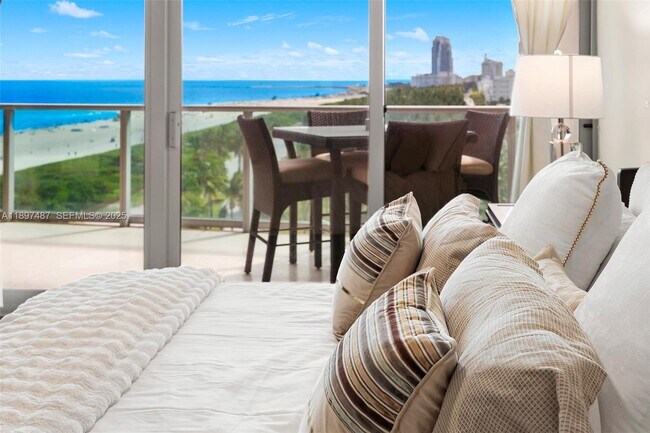 Building Photo - 1455 Ocean Dr