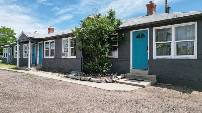 Building Photo - 7388 Oneida Dr