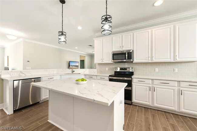 Building Photo - 8047 Princeton Dr