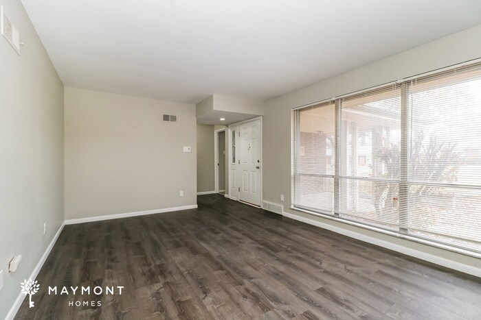 Building Photo - 4080 Marietta Dr