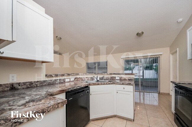 Building Photo - 1307 Dover Dr