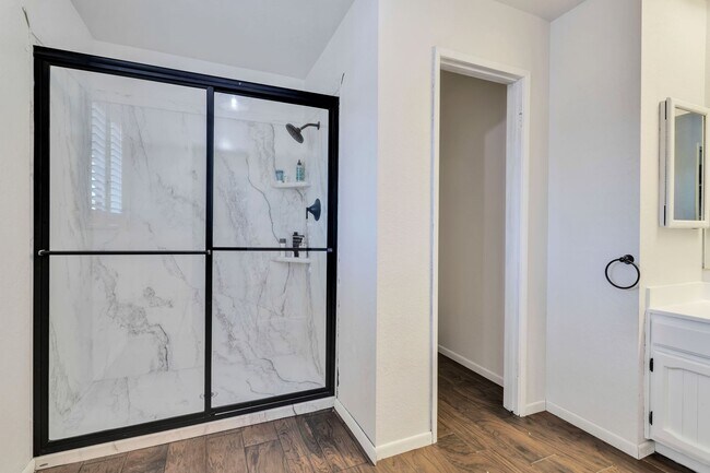 Building Photo - COMING SOON! Must See 4 bedroom 2 bath Home