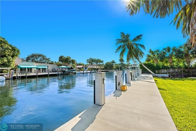 Building Photo - 314 Isle of Capri Dr