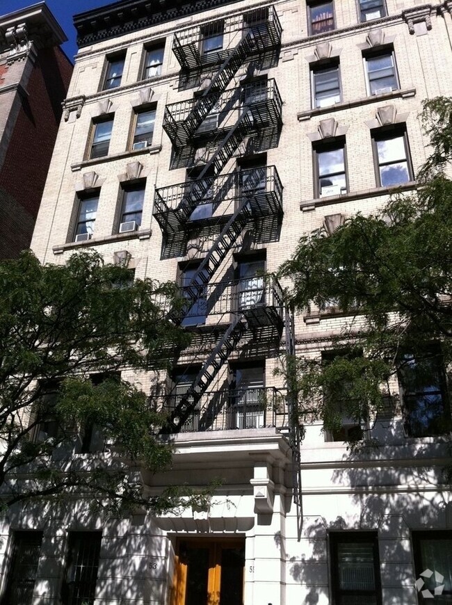 Building Photo - 53-55 East 95th St