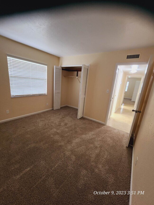 Building Photo - 6108 Whiskey Creek Dr