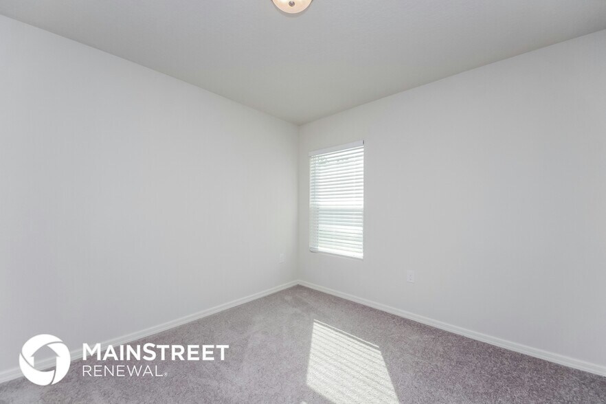 Building Photo - 208 Gladiola Ct