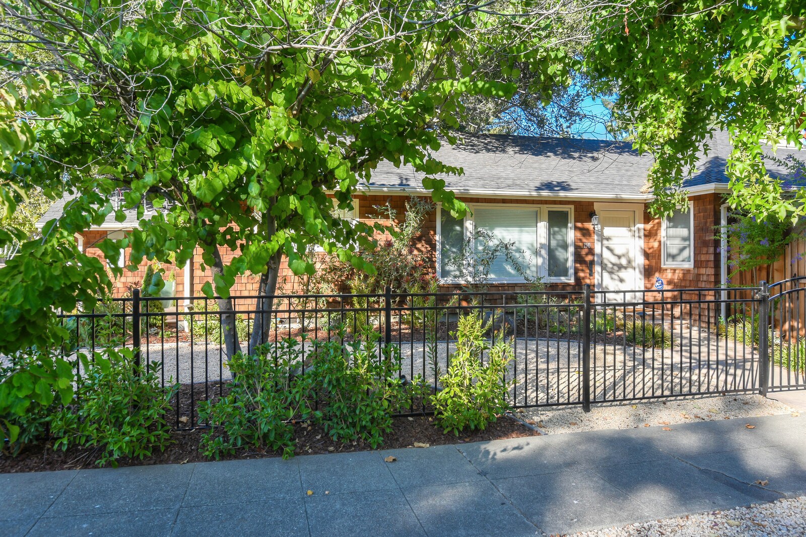 Building Photo - 150 Nevada Ave