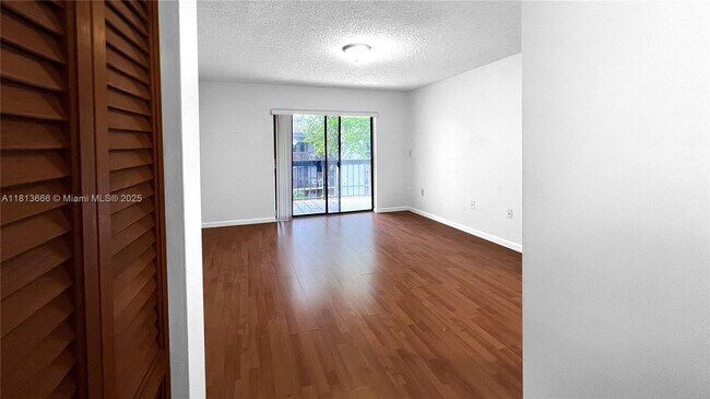 Building Photo - 13255 SW 88th Ln