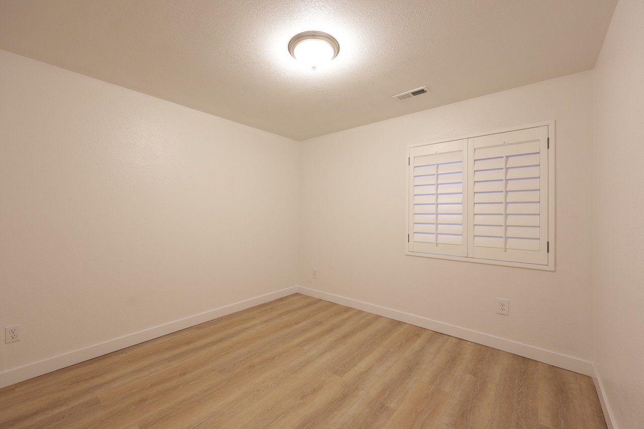 Building Photo - 534 Firestone Dr