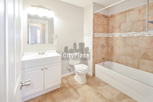 Building Photo - 3116 Ruckle St