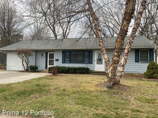 Primary Photo - 4 br, 2 bath House - 14 Midvale Blvd