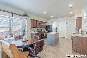 Building Photo - 8223 Sabinoso Dr