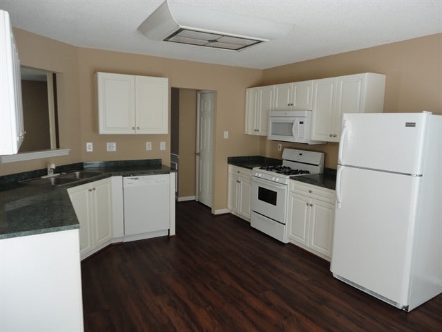 Building Photo - 7613 Lullwater Cv