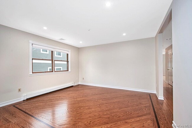 Building Photo - 228 Lincoln Ave