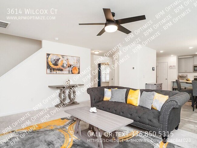 Building Photo - 3614 Wilcox Dr