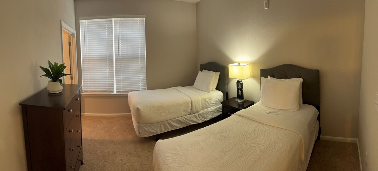 Building Photo - 1591 Millspring Dr