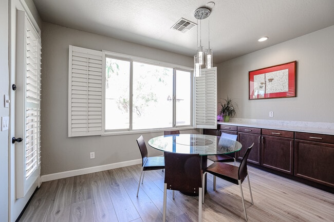 Building Photo - 15626 W Campbell Ave