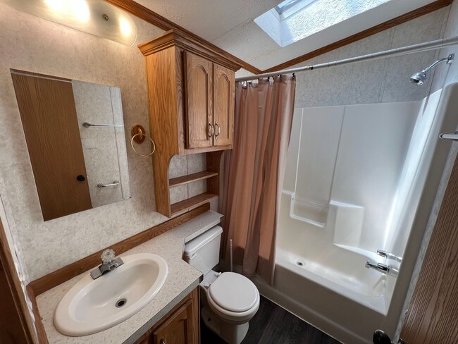 Building Photo - 3 Bedroom 2 Bath High-End Mobile Home with...