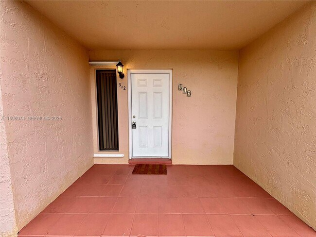 Building Photo - 11820 SW 80th St