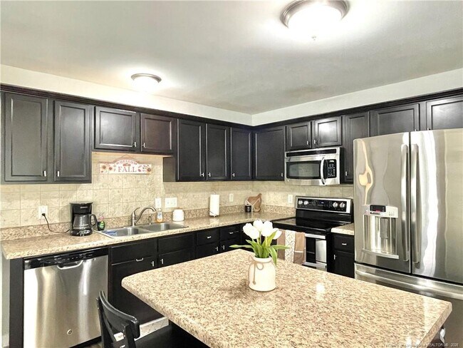 Building Photo - 246 Ladden Ln