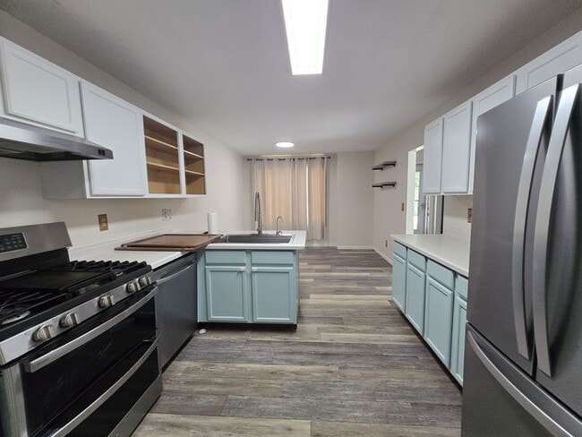 Building Photo - 5093 W Elm Ct