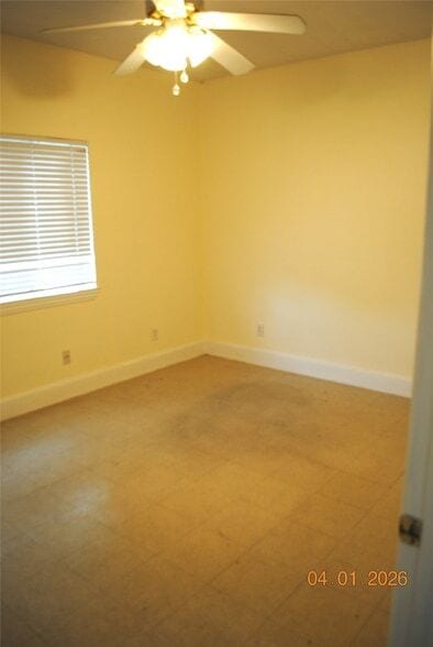 Building Photo - 255 N Dallas Ave