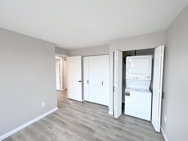 Building Photo - 15 Prospect St