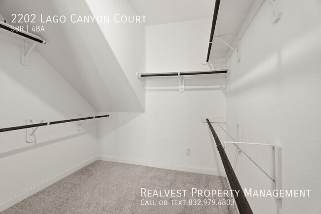 Building Photo - 2202 Lago Canyon Ct