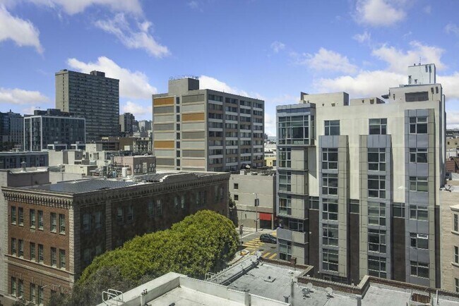 Building Photo - 1080 Sutter St