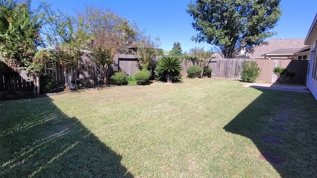 Building Photo - 17906 Castle Heath Ln