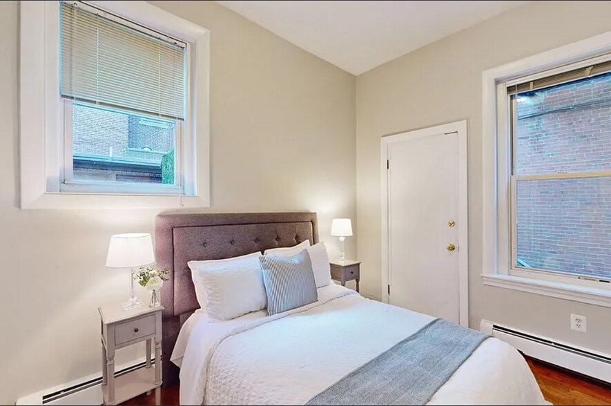 Building Photo - 30 Pinckney St