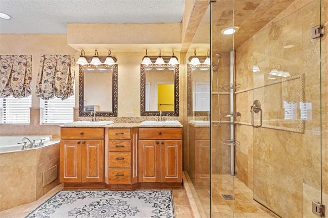 Building Photo - 3813 Vicksburg Ct