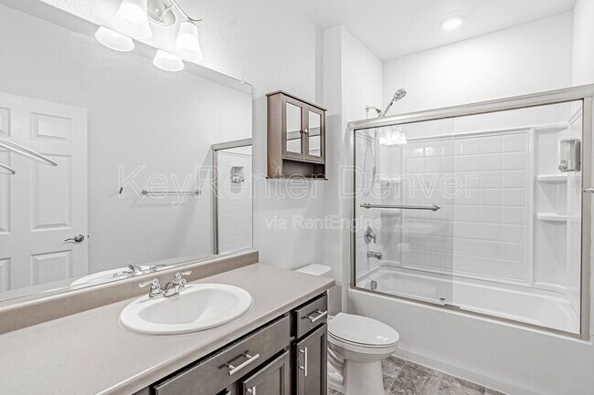 Building Photo - 6037 N Halifax Ct