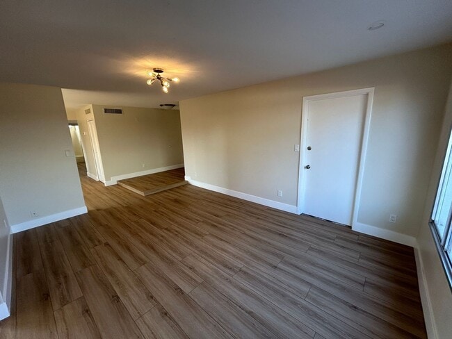 Building Photo - 8601 E Orange Blossom Ln