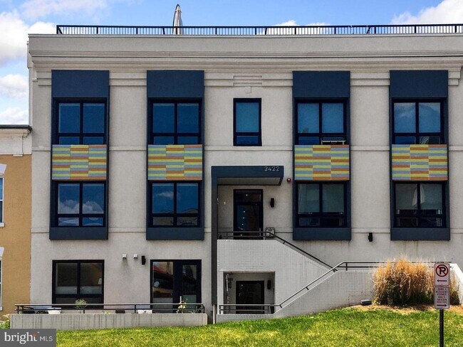 Building Photo - 2422 17th St NW