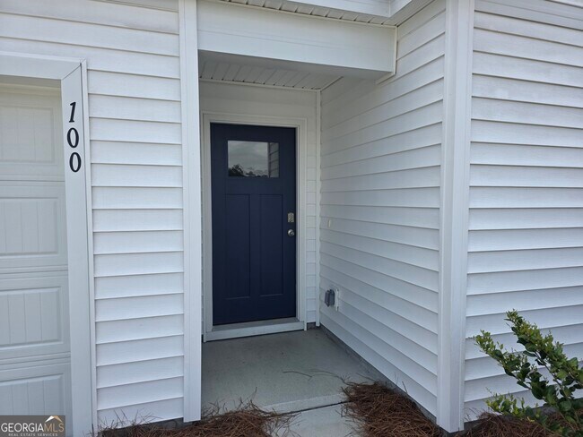 Building Photo - 100 Ponderosa Lp