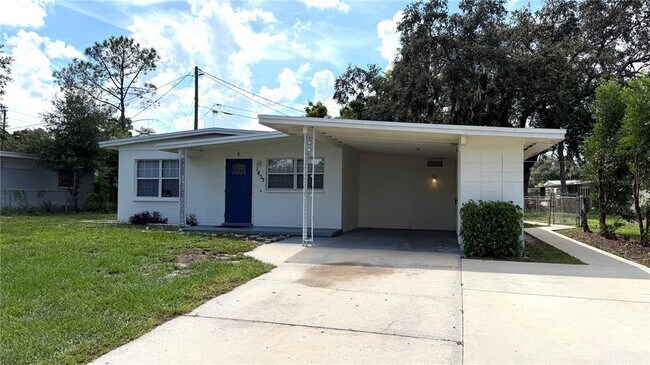 Building Photo - 1425 Hester Dr