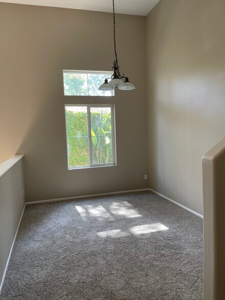 Building Photo - 33690 Willow Haven Ln