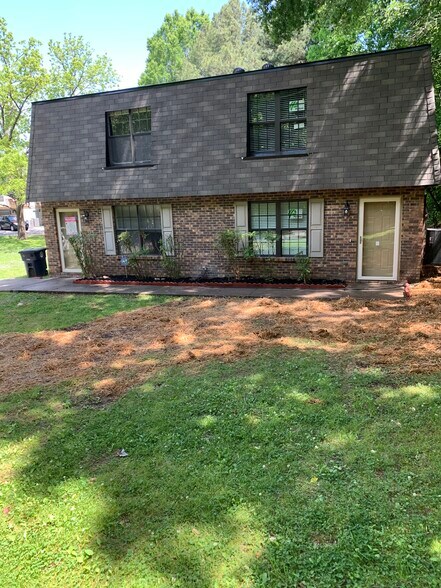 Building Photo - 4108 Greenbriar Rd