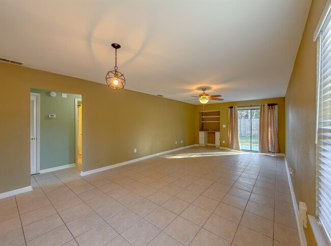 Building Photo - 1801 Meriadoc Rd