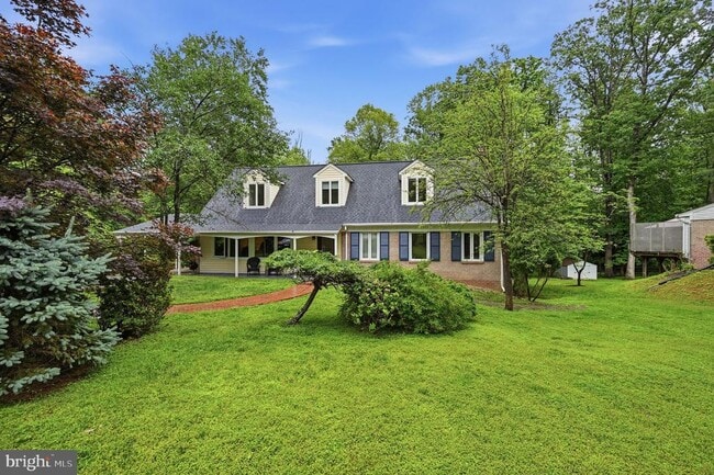 Building Photo - 2506 Pinoak Ln