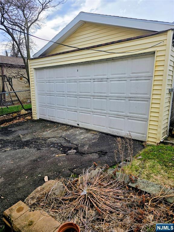 Building Photo - 245 Beech St