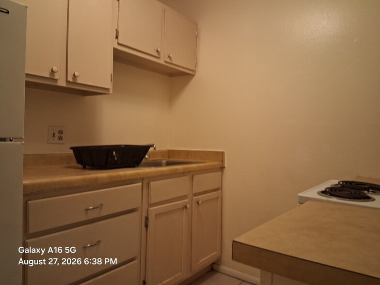 Building Photo - 3139 Addison St