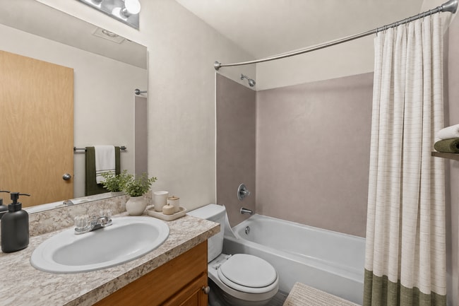 Staged Bathroom l 2x2 Standard - Villas at Lawrence