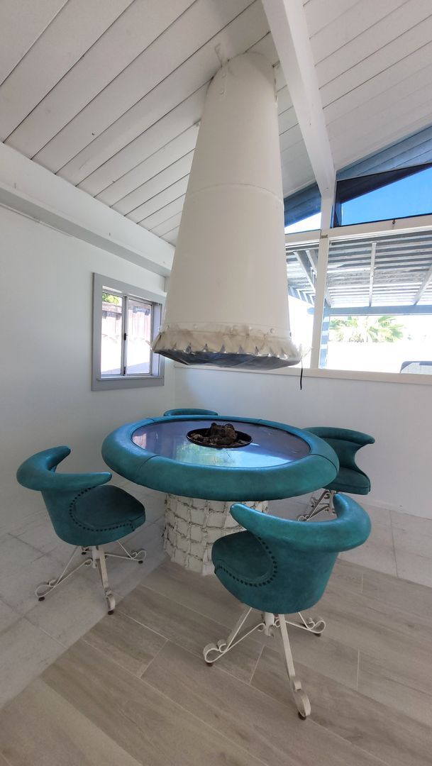 Building Photo - Beautiful University City Home