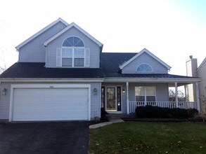 Building Photo - 3063 Fairfield Ln