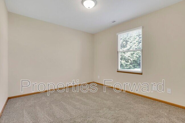 Building Photo - 4031 Elm St