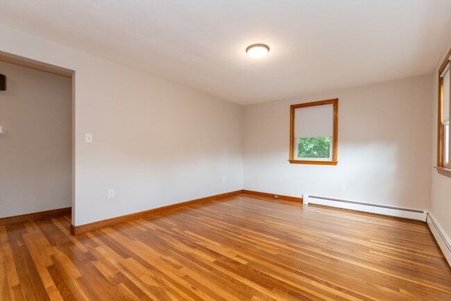 Building Photo - 205 Hardy Pond Rd