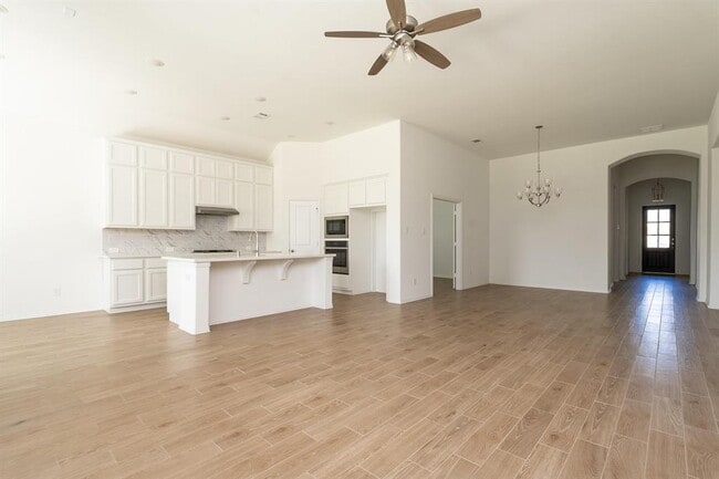 Building Photo - 30423 Agave Cir Ct